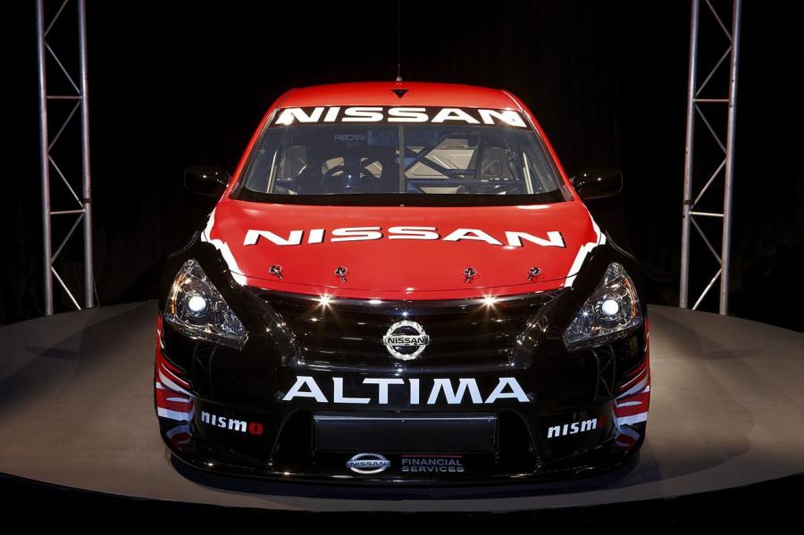  Nissan Altima V8 Supercar 2013 года  (фото 1 из 38)